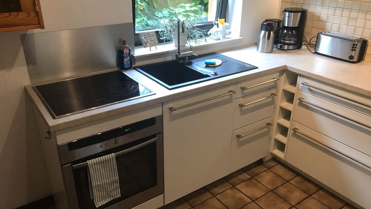 KITCHEN, INSIDE KITCHEN, INSIDE